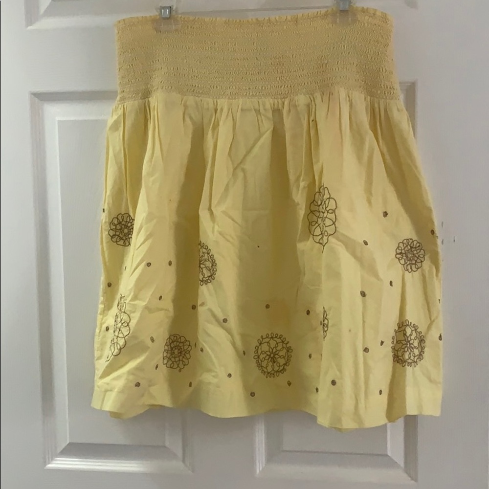 low rise skirt
